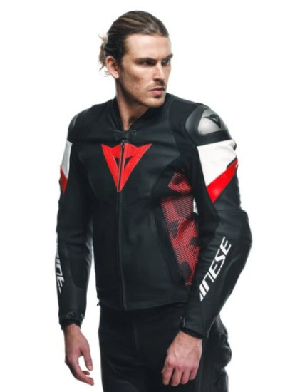 CHAQUETA DAINESE AVRO 5 LEATHER